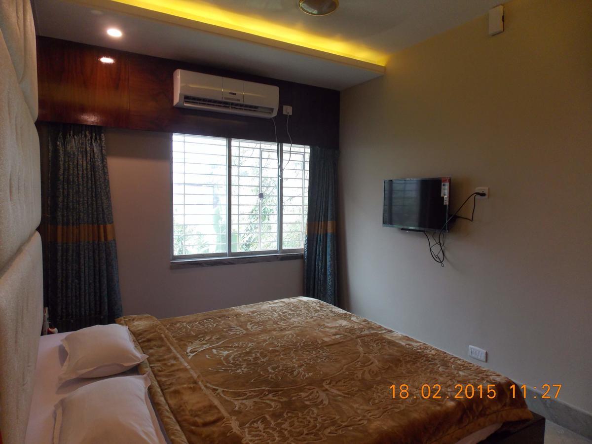 Hotel Welcome Palace Agartala Quarto foto