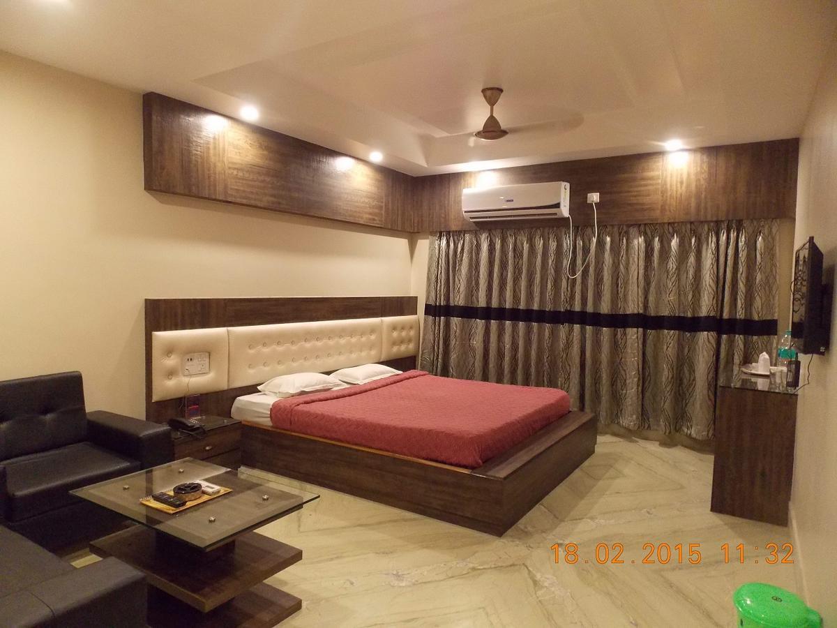 Hotel Welcome Palace Agartala Quarto foto